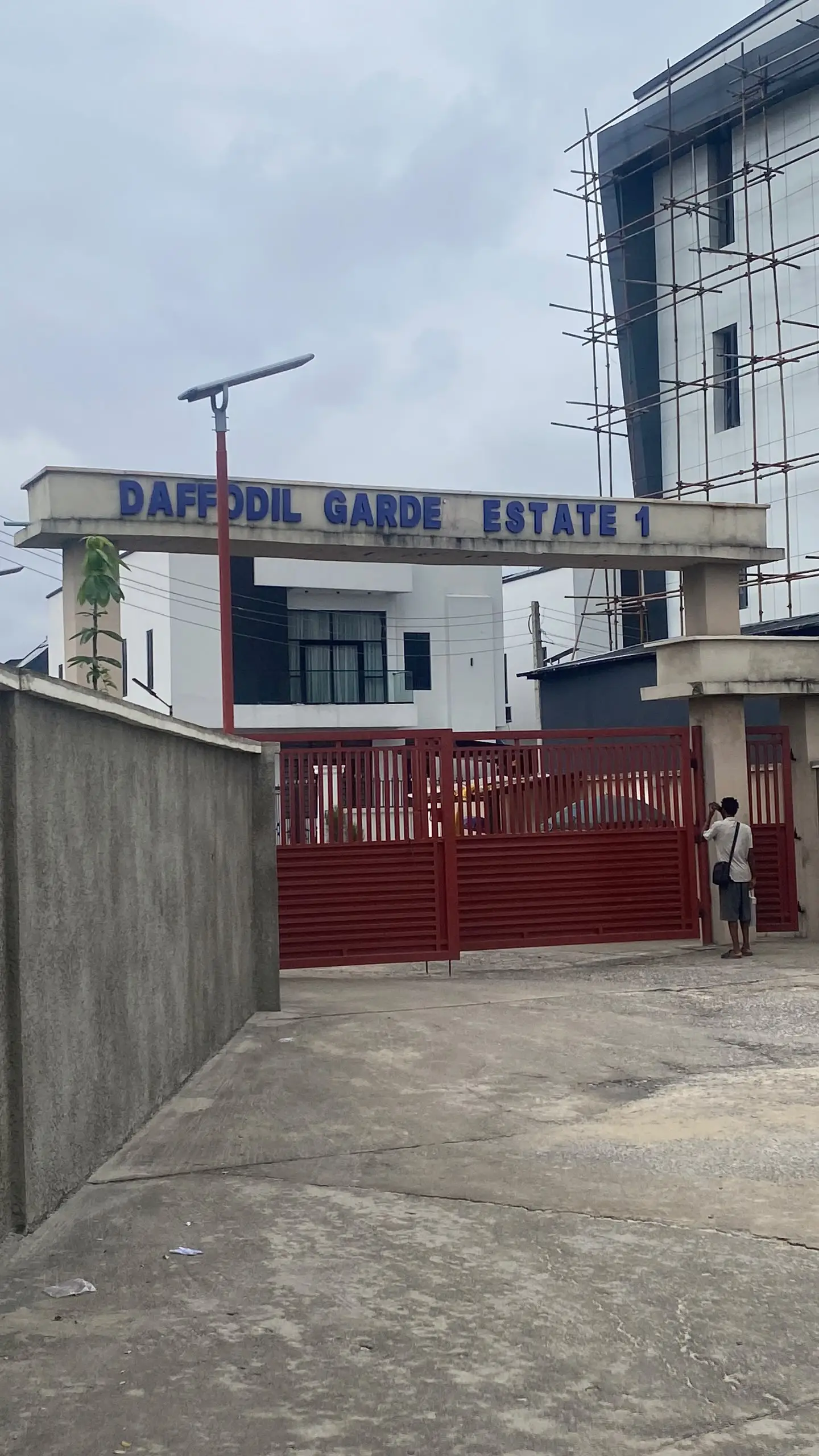 The entrance gate to Daffodil Garden Estate on Chevron Drive.