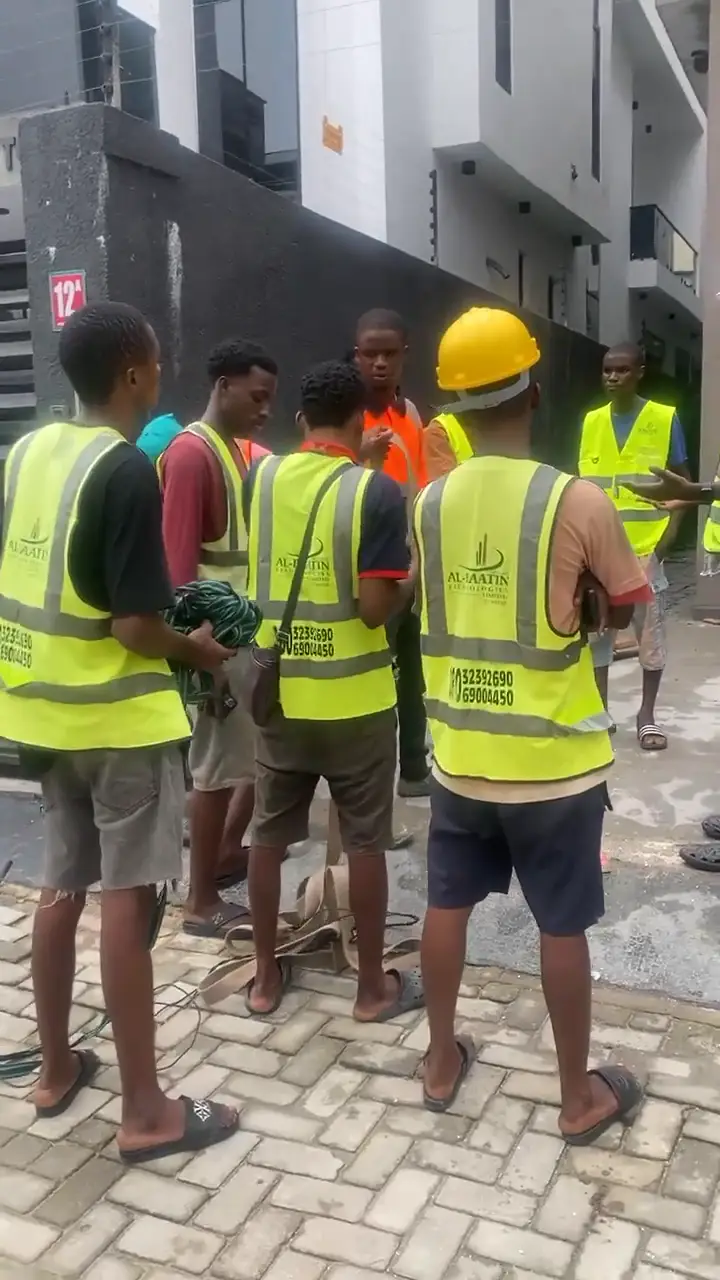 The crew being briefed on site before work starts.
